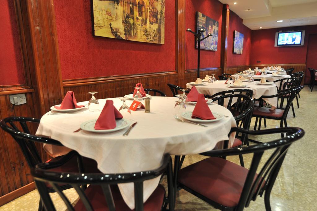 Hostal Goyma II San Fernando De Henares Kültér fotó