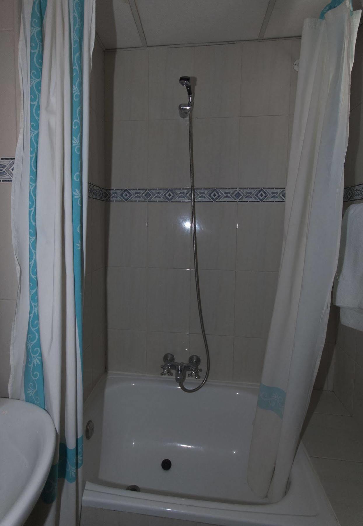 Hostal Goyma II San Fernando De Henares Kültér fotó